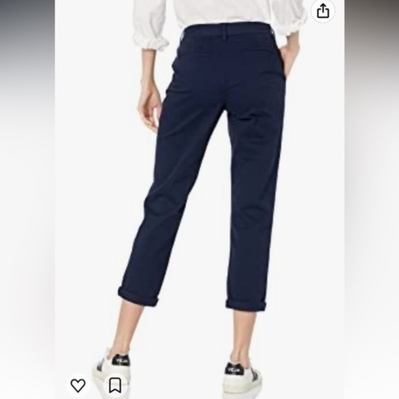 NWT - Amazon Essentials Women's Mid-Rise Slim-Fit Cropped Tapered Leg Khaki Pant - Picture 1 of 6